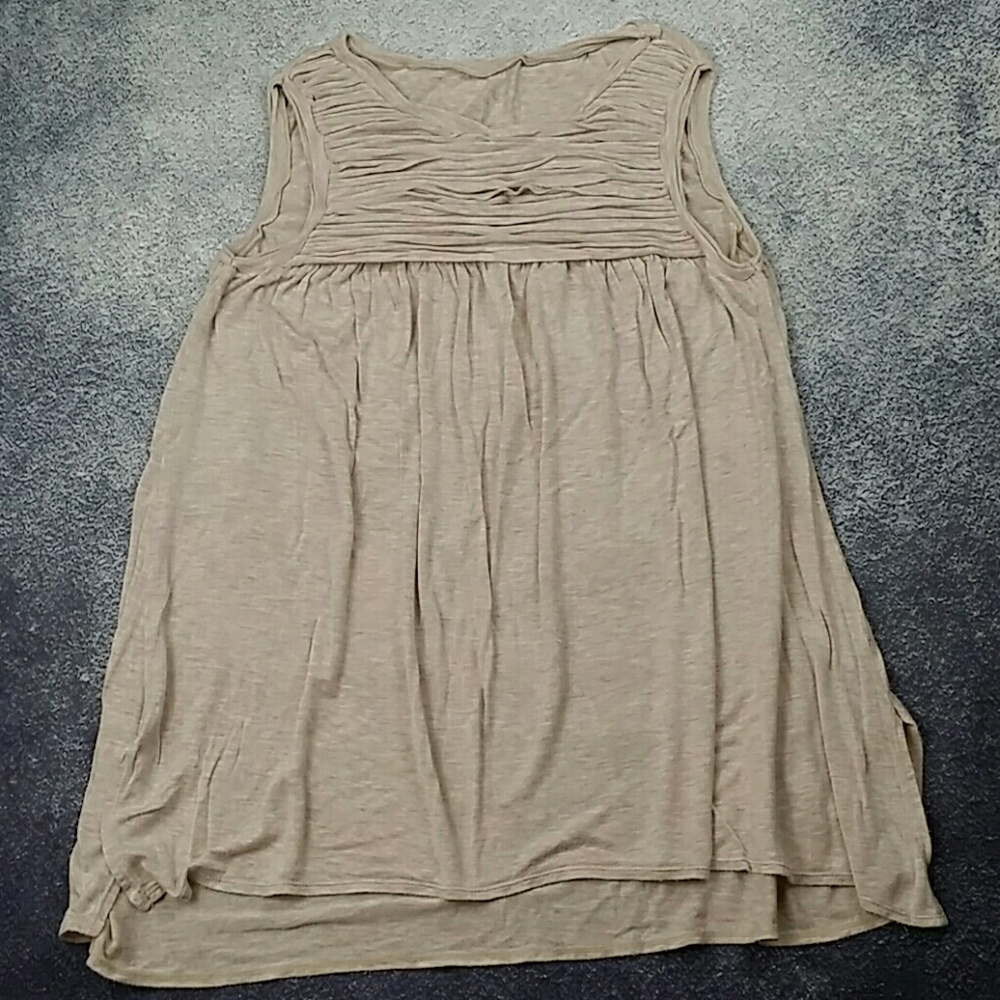 Max Studio Tank